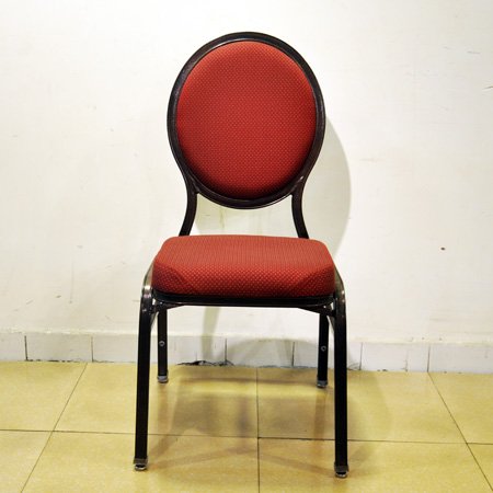 Cadeira de alumínio com encosto flexível para hotel e restaurante com empilhável