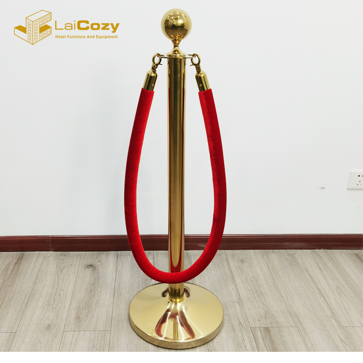 Poste de escora de aço inoxidável dourado de titânio superior de bola 