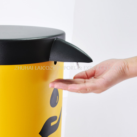 Suporte dispensador de cetimizador de pedal sem mão de chão