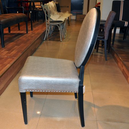 cadeira de metal moderna para hotel com estrutura durável e tecido colorido para restaurante 