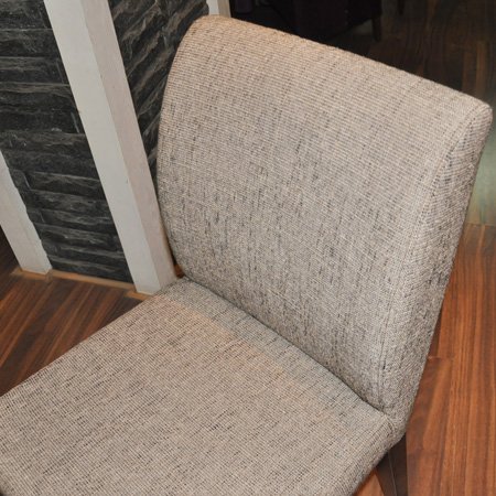 Cadeira de pintura preta durável com estrutura de metal de luxo para hotel 